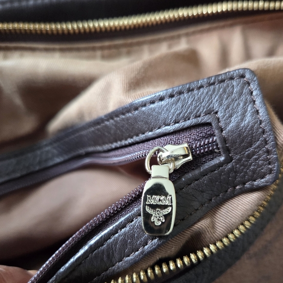 MCM Visetos monogram leather hobo - Picture 13 of 13